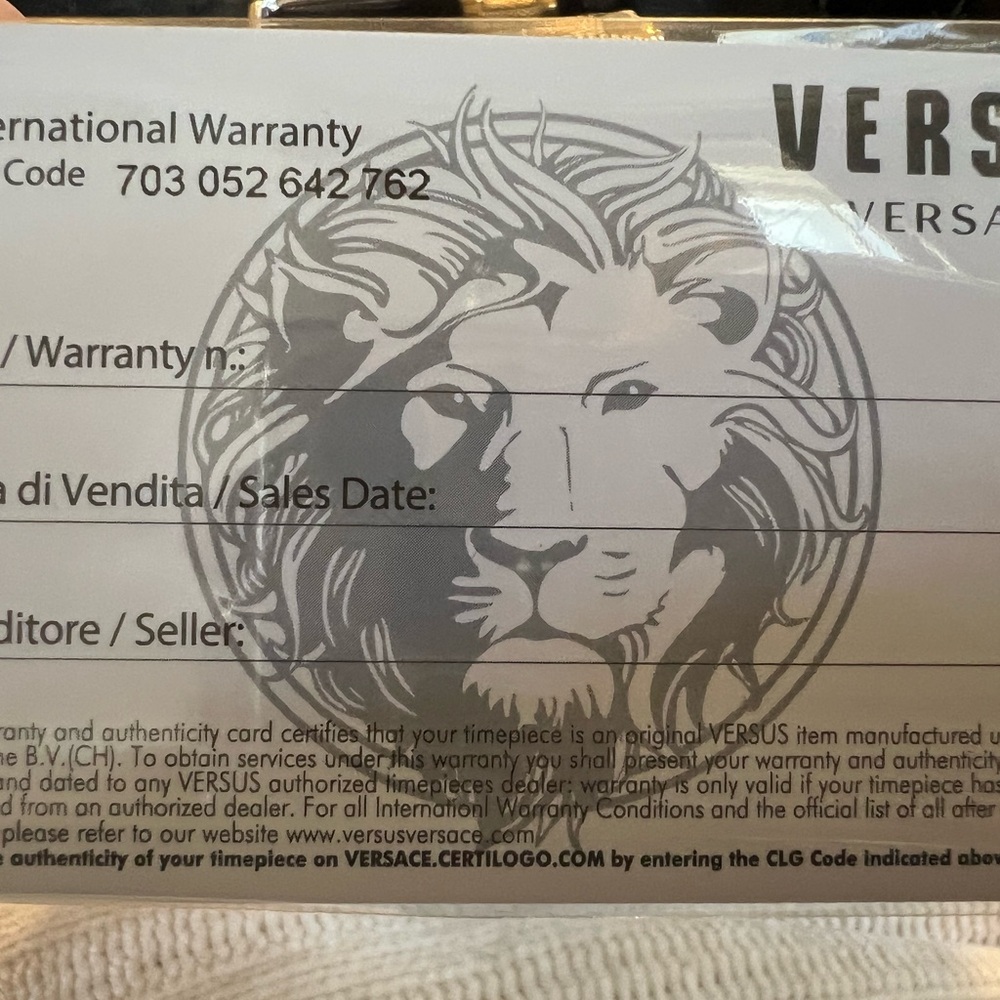 Brand new! Versus Versace Brick lane women watch. Never worn with tags! 🏷️ - Picture 5 of 9